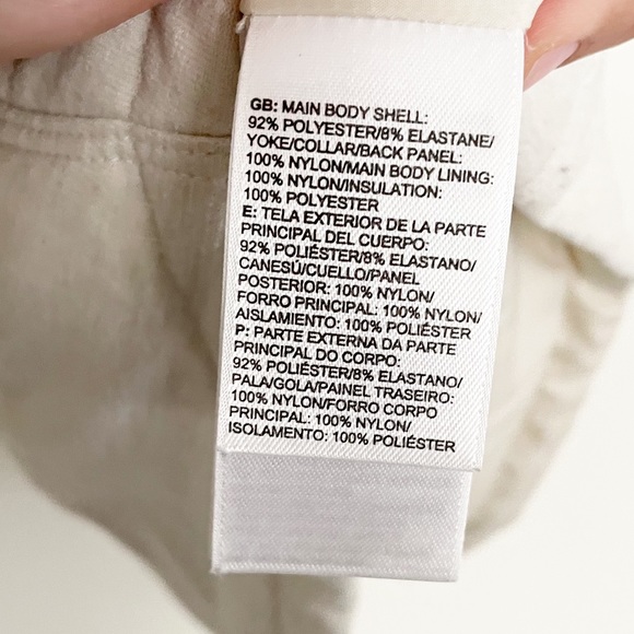 The North Face Pseudio Quilted Vest - Picture 8 of 11